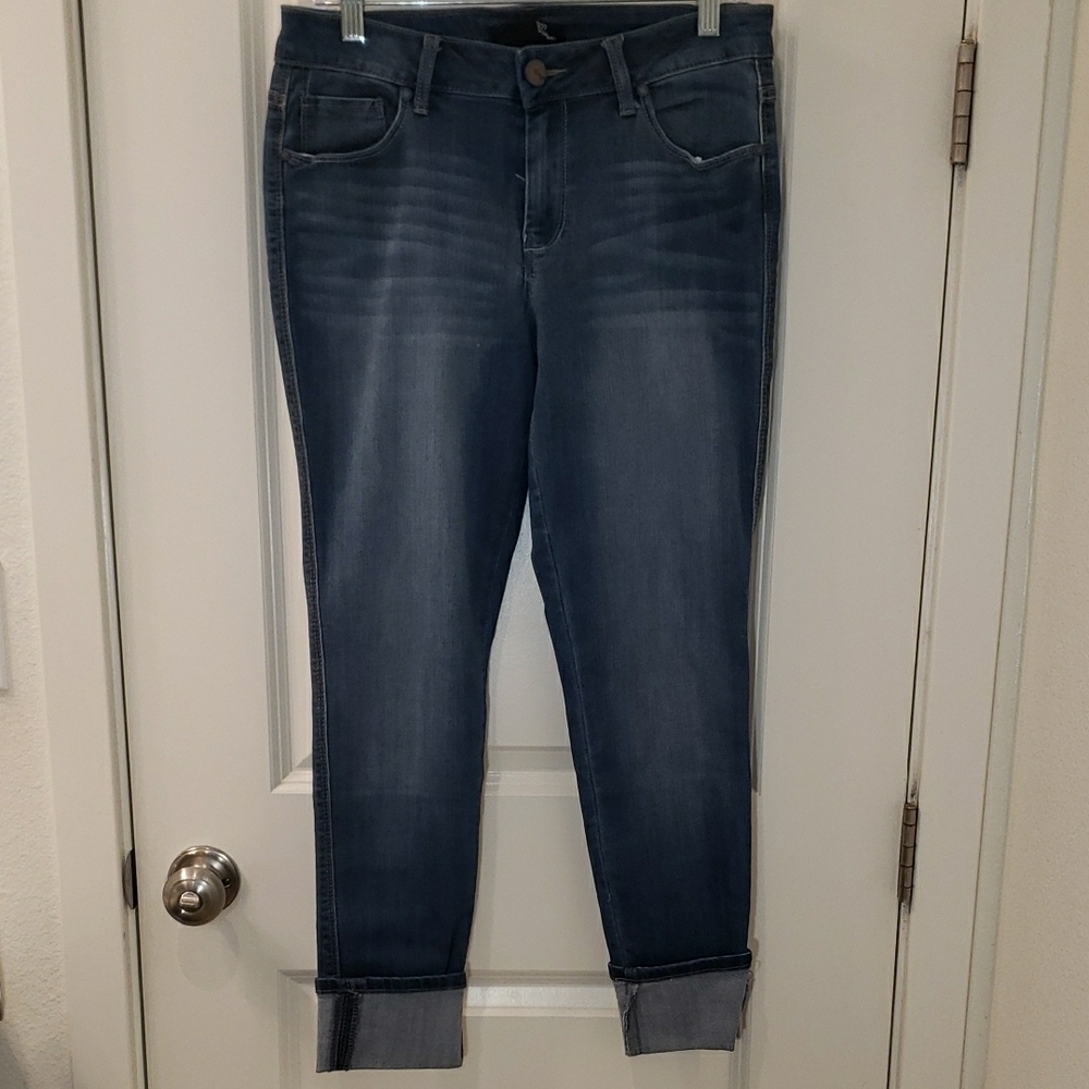 1822 Denim Blue Ankle Cropped Jeans